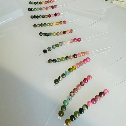 天然石トルマリンビーズネックレス 大粒　専用ボックス付き　キ104 天然石トルマリンビーズネックレス 大粒 専用ボックス付き キ104