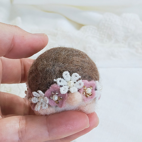 羊毛ハリネズミ(ロマンチック) Lサイズ ピンクッションにもおすすめ