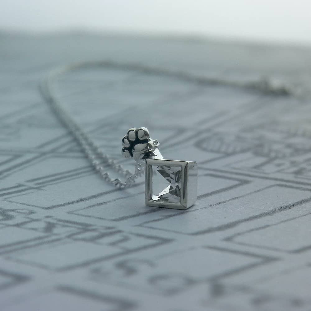 ホワイトトパーズ シルバーネックレス