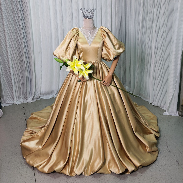 送料無料！カラードレス  イエロー ランタンスリーブ ビスチェドレス 前撮り プリンセスライン キラキラ光る刺繍