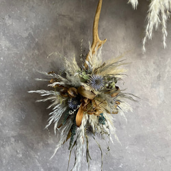 鹿の角とドライフラワーとパンパスグラスの壁掛け＊カッコイイ 6枚目の画像