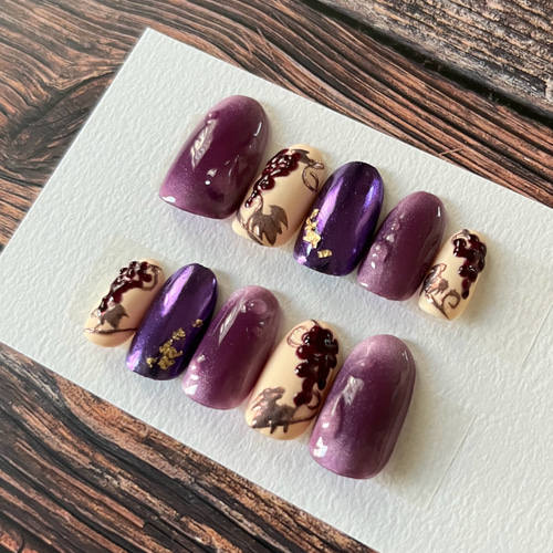 紫苑っち様ご確認用☆オーダーネイルチップ オーダーチップ】 ツイッターから新規のお客様✨ 女の子のキャラ描くの