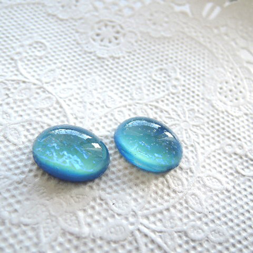 467）フラワーモチーフブローチ☆チェコガラスシリーズ✨ブルーカラー