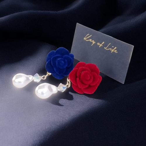 Key of Life▶︎赤い薔薇×バロックパール サージカルステンレス ピアス