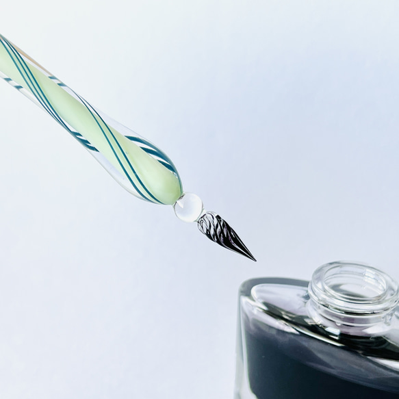 メロンキャンディーのガラスペン(細字) 3枚目の画像