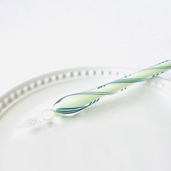 メロンキャンディーのガラスペン(細字) 1枚目の画像