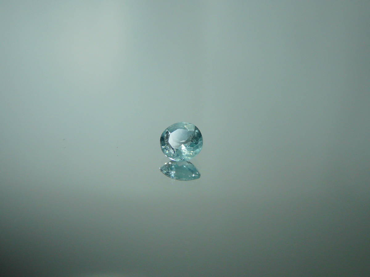 R065★御禁制の品★【マダガスカル産】　天然グランディディエライト 　ルース