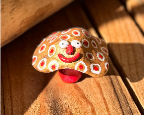 カラフルなきのこ型オブジェ 595dcc7ba34241f752fe9988b0529b