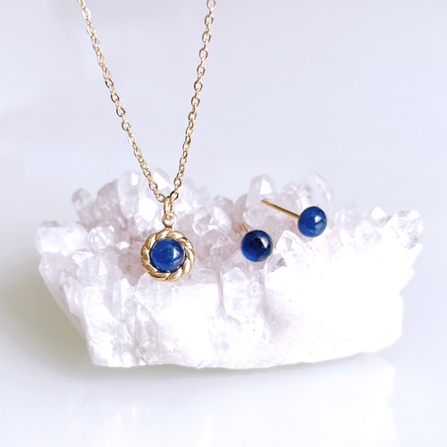 14kgf　サファイアのキラキラチャーム 14kgf サファイアのキラキラチャーム