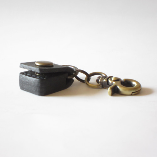 美品/現行✨プラダ NFCチップ キーケース4連 ブラック 黒 レザー 楽天市場】プラダ PRADA キーケース 4連 レディース