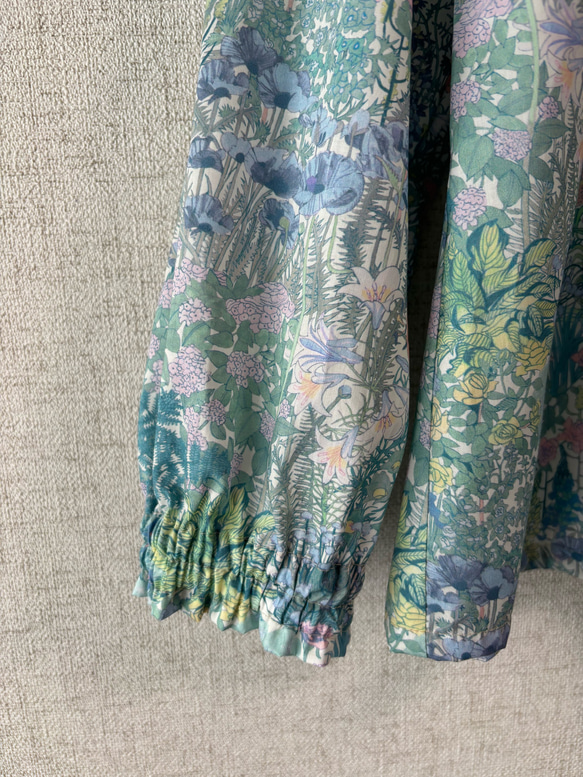 アリスズガーデン　ギャザーブラウス 5枚目の画像