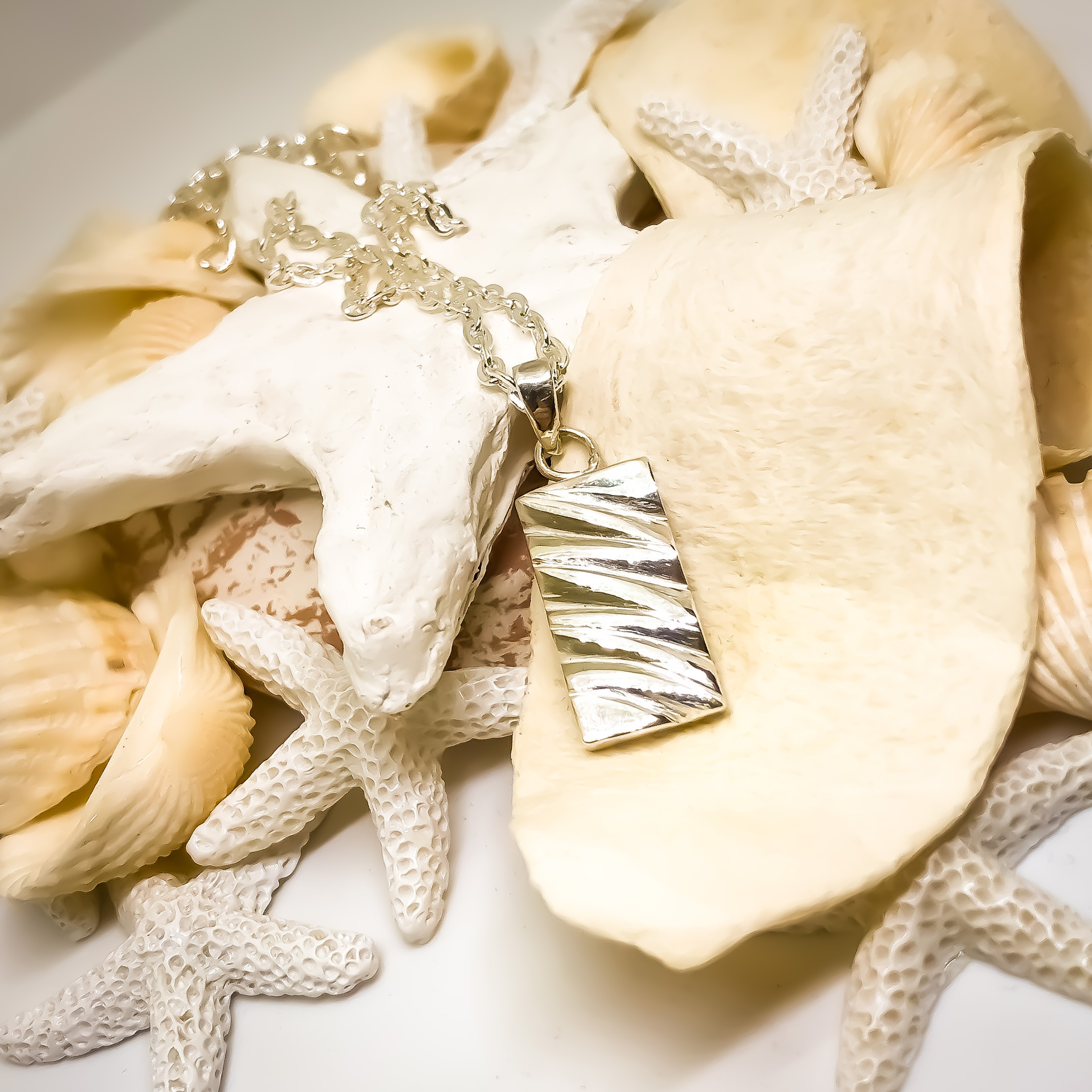 SRDSデザインネックレス