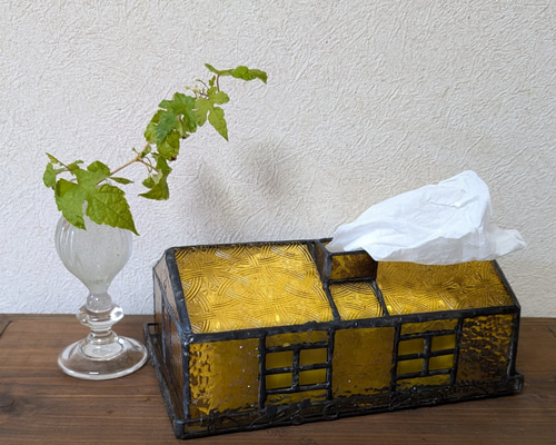 雅姫・ステンドグラスティッシュケース 63ba164ec36257c0aae05f8ccb6c56