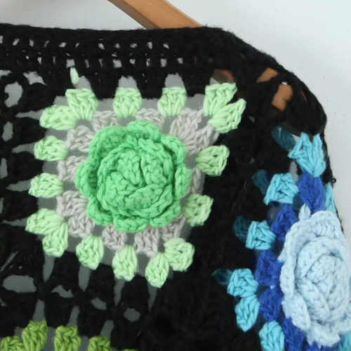手編み フラワークロシェモチーフ カーディガン かぎ針編み