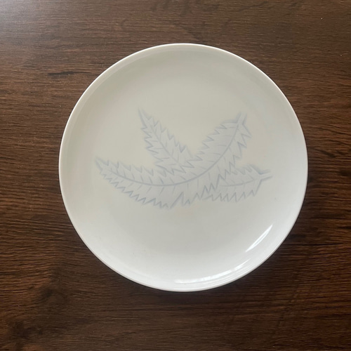 井上萬ニ 白磁染芭蕉彫文 皿 中皿 antique art nozomi 通販 18210346