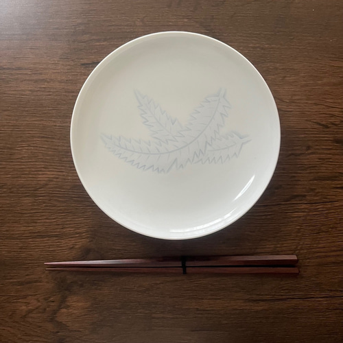 井上萬ニ 白磁染芭蕉彫文 皿 中皿 antique art nozomi 通販 18210346