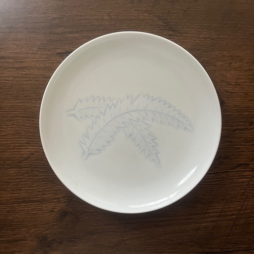 井上萬ニ 白磁染芭蕉彫文 皿 中皿 antique art nozomi 通販