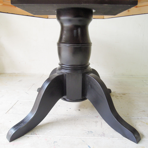 ヴィンテージ パインソリッド　アンティーク　ラウンドテーブル 店舗向け 輸入住宅向け パインラウンドテーブル110cm アンティーク調丸