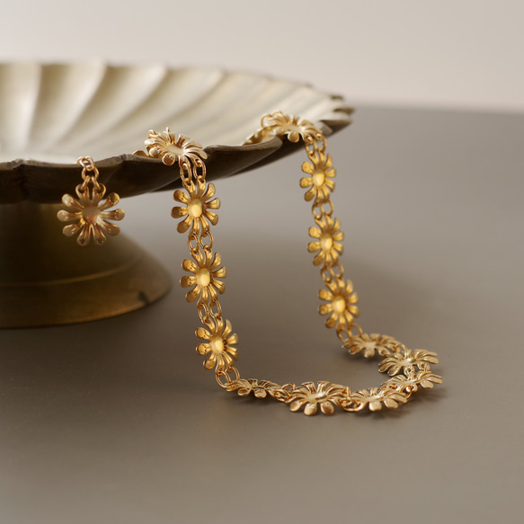 k18ヴィンテージデイジーのマルチレングスネックレス・ブレスレット