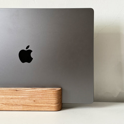 無垢材ダブルスロットラップトップスタンドタブレットストレージラックラップトップストレージフリーレタリング macbook カスタ 3枚目の画像