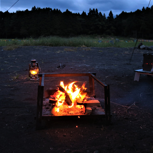 焚火台『野炎』日本製 HOBI ブラックコート鉄 無骨でタフ マルチゴトク