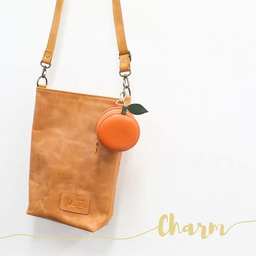 【美品】イタリア製aim レザー ポーチ オレンジ ☆新色追加☆【イタリア牛革】あめちゃんスクエア2段ポーチ<6色