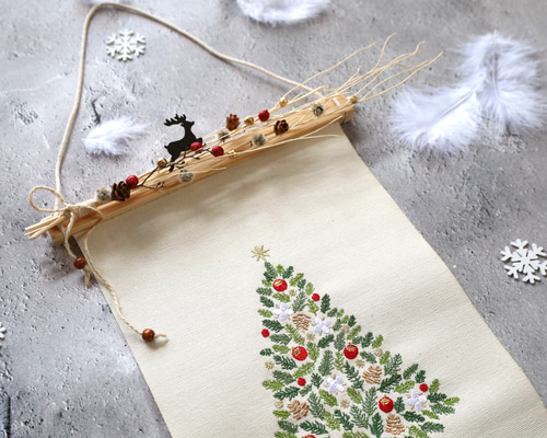 クリスマスタペストリー☆空かけるトナカイ☆No.111 クリスマス