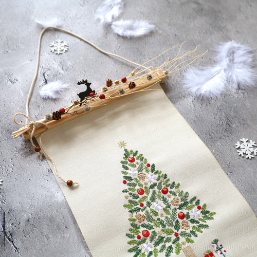クリスマスタペストリー☆空かけるトナカイ☆No.111 クリスマス