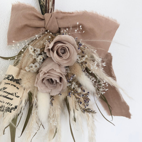 ミルクティーベージュのバラとパンパスグラス♡ ドライフラワー