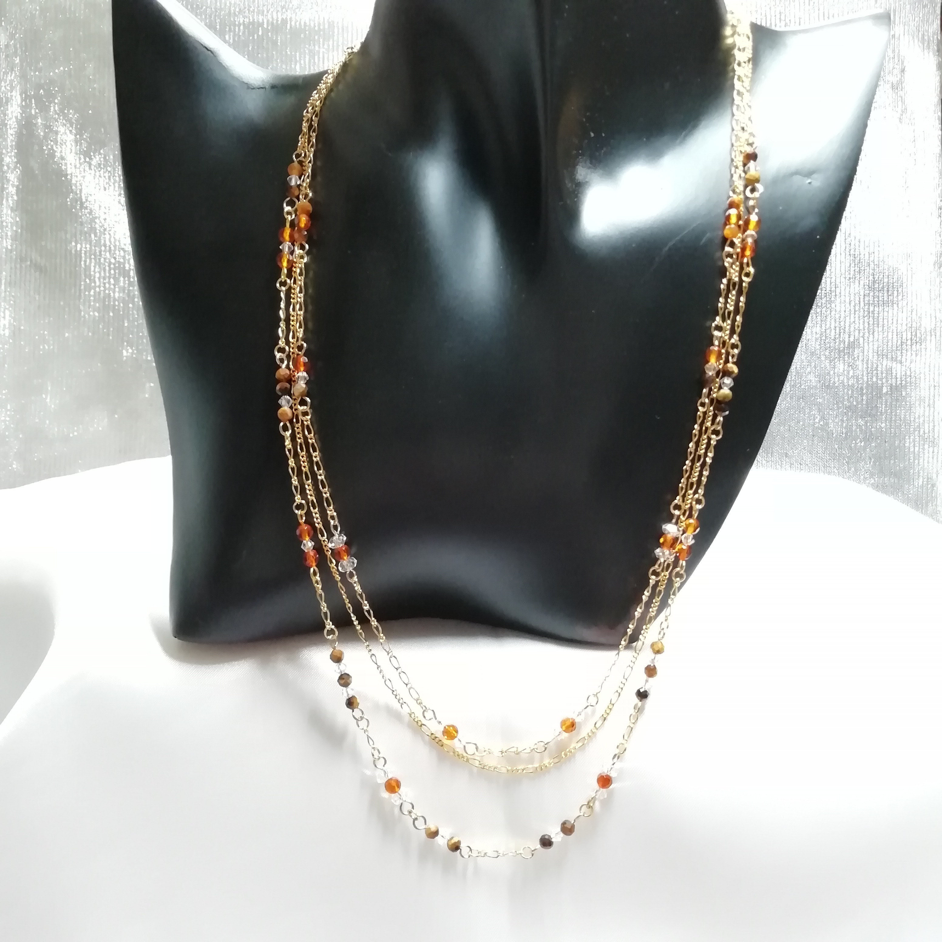 「#InFRAME」「#初夏の装いに」天然石イエロータイガーアイと琥珀の3連ネックレス