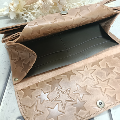 けいちん【レザーアコーディオン長財布（牛革 星柄型押し）】イエロー 星柄型押し 革アコーディオン長財布 マスタードイエロー 長財布 星の