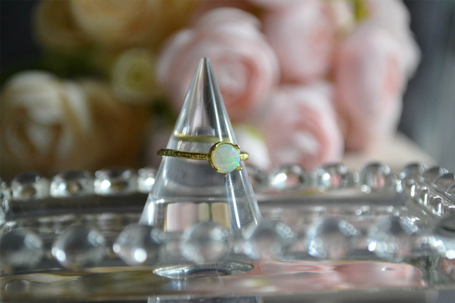 ✧10月誕生石✧5㎜オパール✧ゴールドフリーリング