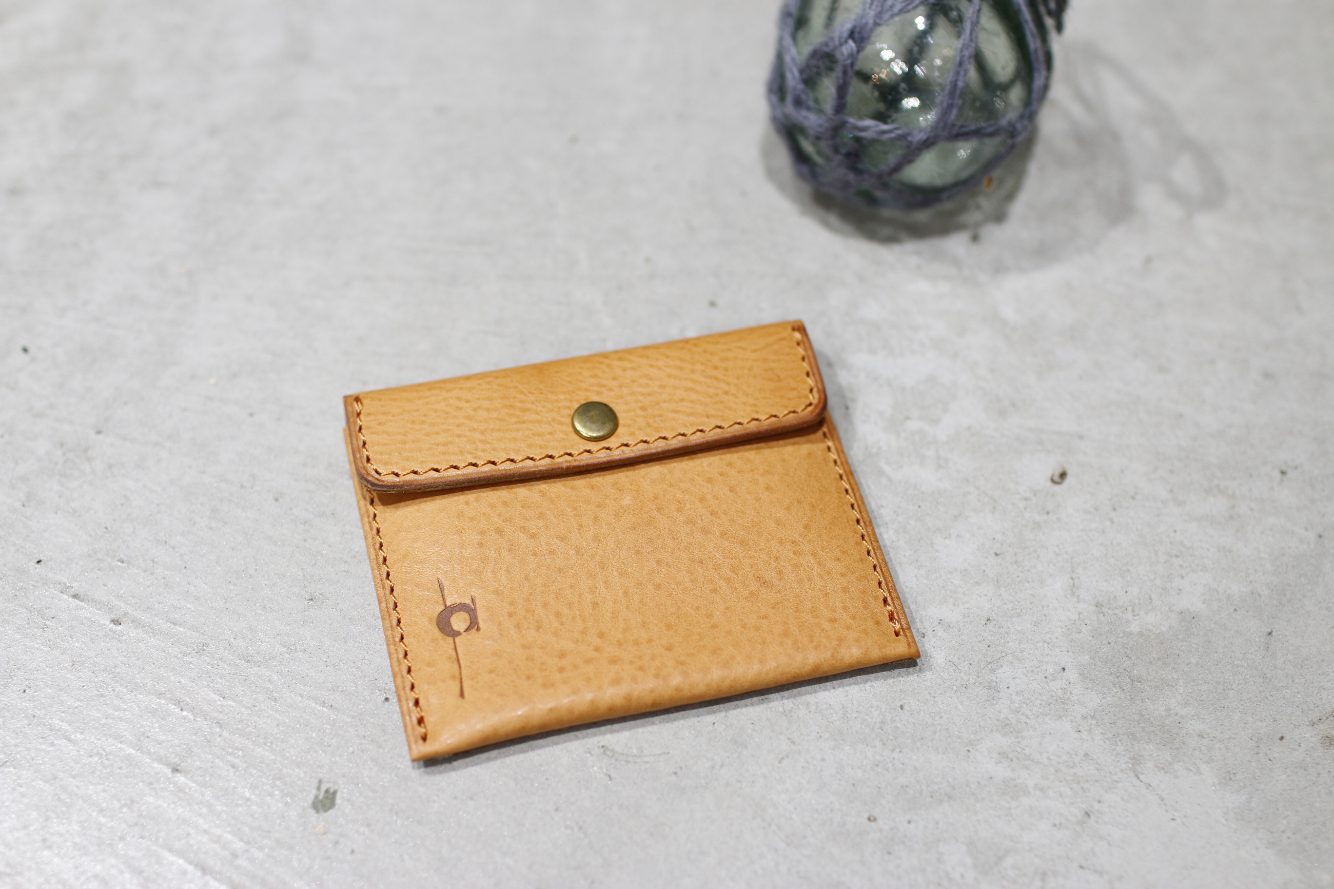 【在庫処分セール！！50%OFF~】スマートウォレット　札入れ　カード入れ　イタリアンレザー　シンプル　スタイリッシュ