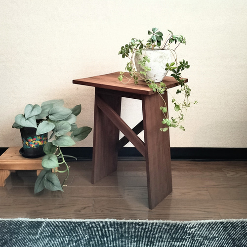 シンプルなプリミティブミニテーブル (観葉植物 花台 スツール) サイド