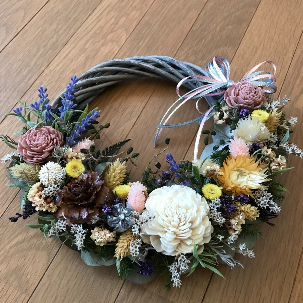 《フラワーギフト》  夢色グレイッシュピンクの優しいリース（再販ｘ4＊受注制作）