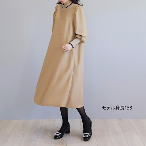 選べる2サイズ！】ニット衿 袖口すっきり リラックスワンピース