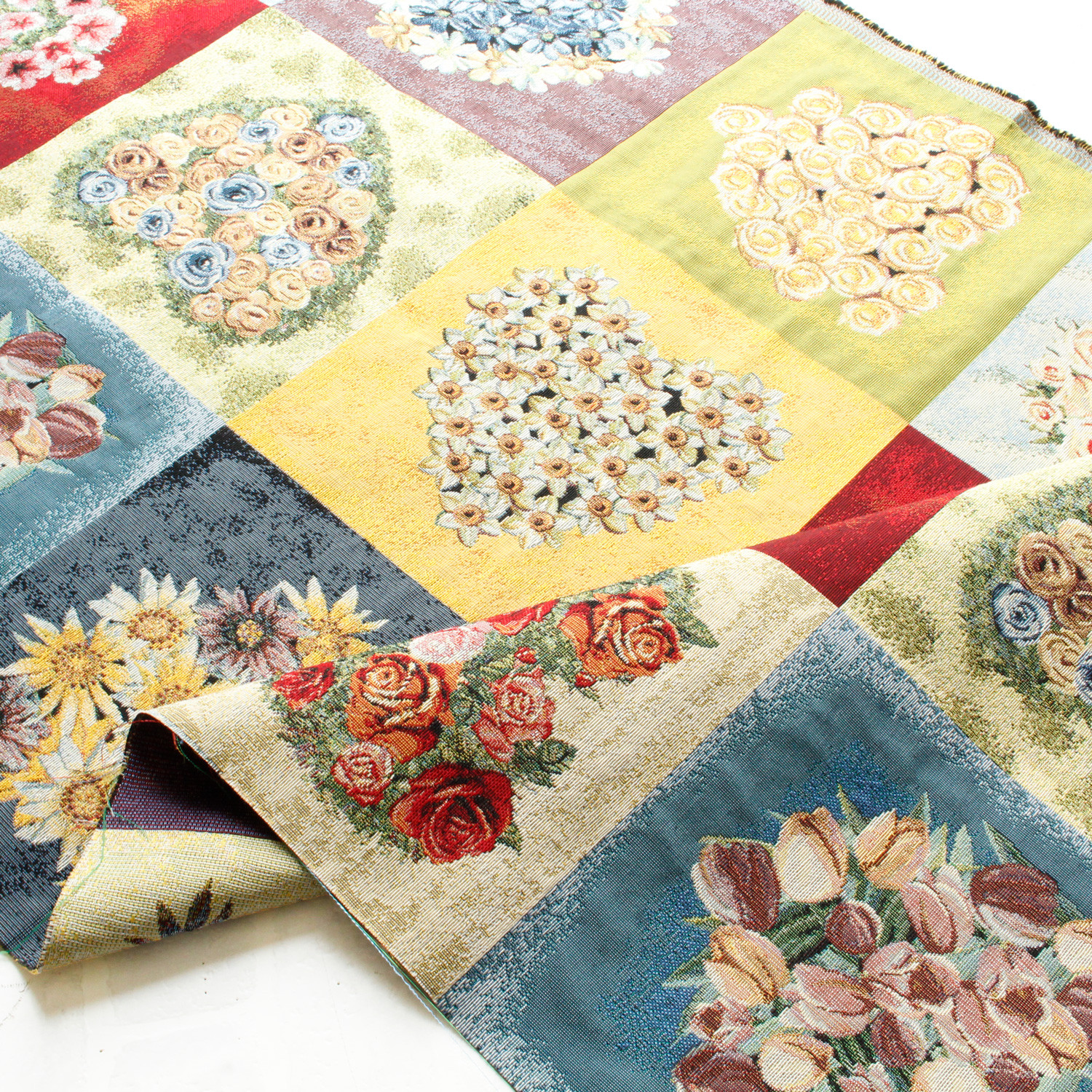 オランダより！『ゴブラン生地 たっぷり140㎝巾 ハート×ブーケ柄  