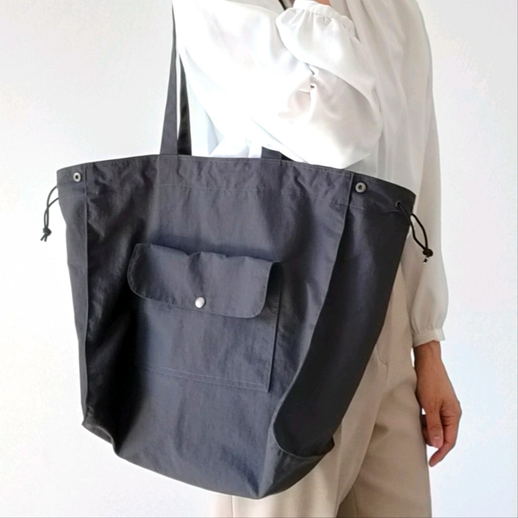 撥水ナイロンよくばり3way巾着トート・チャコールグレー　エコバッグ・サブバッグ・巾着バッグ
