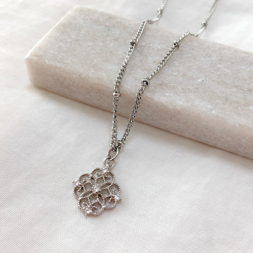 GARNI シルバー ネックレス & ピアス セット シルバーあり◇透かしモチーフのピアス・ネックレスセット