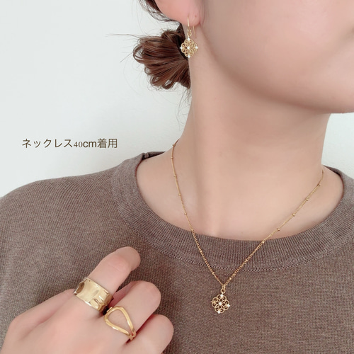 まおページ  セリーヌピアス ピンクシェルネックレス セット 楽天市場】【222 deux cent vingtdeux】 猫 シェル ピアス 白蝶