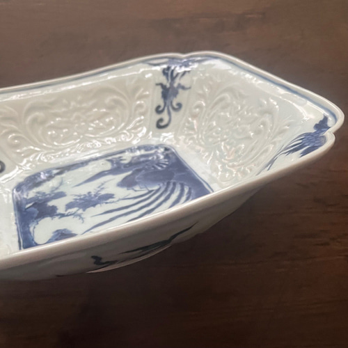 伊万里染付鳳凰桐文陽刻角大鉢（江戸幕末期） 大皿 antique art nozomi