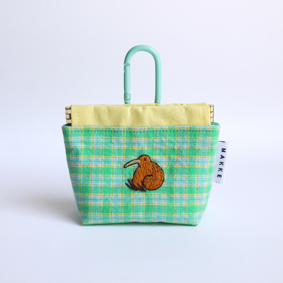 カバンにつける刺繍ポーチ：キーウィ ポーチ MAKKE -メッケ- 通販