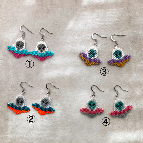 UFOとグレイ(宇宙人) ピアス/イヤリング 軽量 ピアス（フック