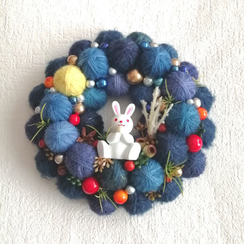 毛糸玉のお月見リース〜餅食べうさぎ〜 リース Allium blue