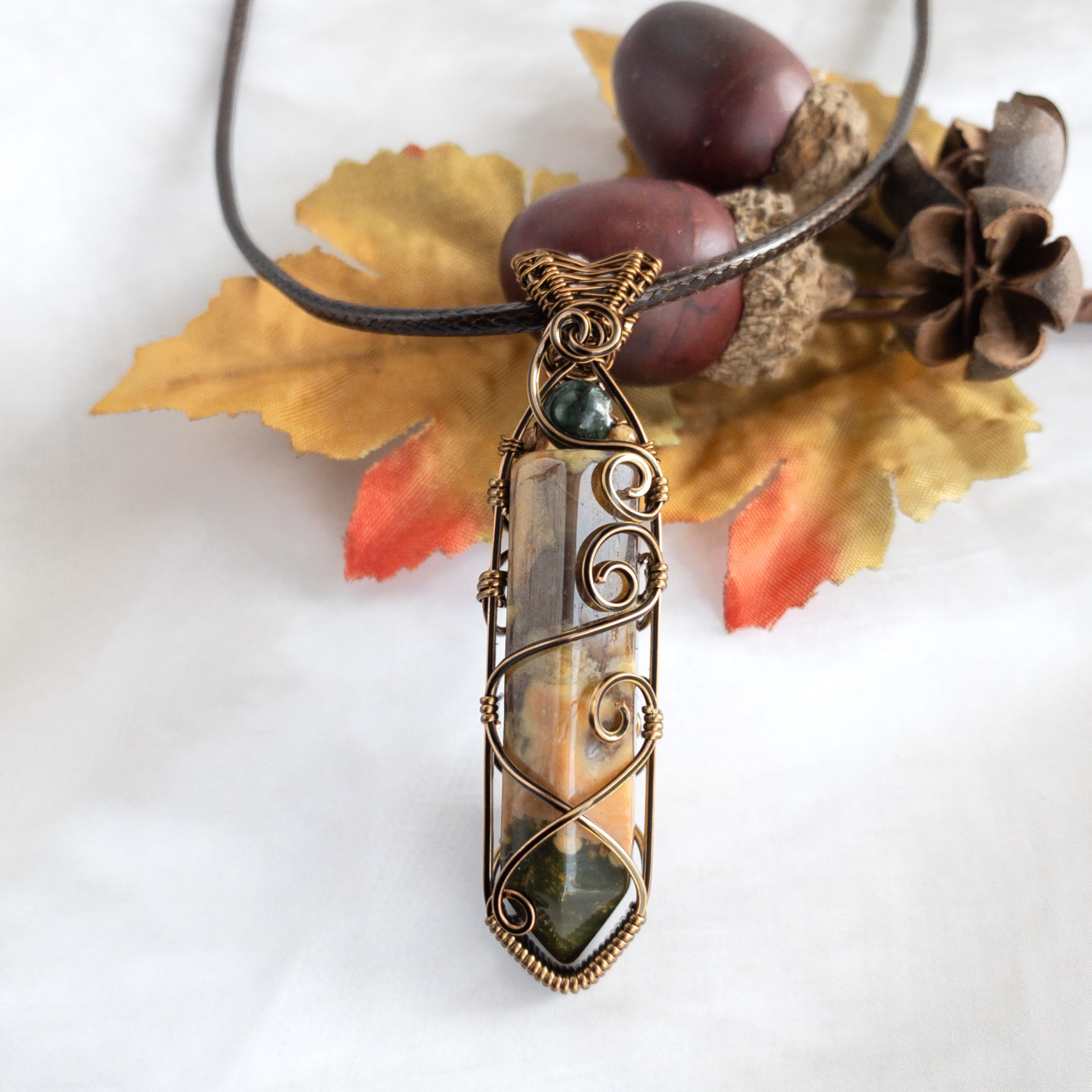 ＜オーシャンジャスパー＞アミュレット ペンダント（M size）Colored Wire （ダークブラウン）