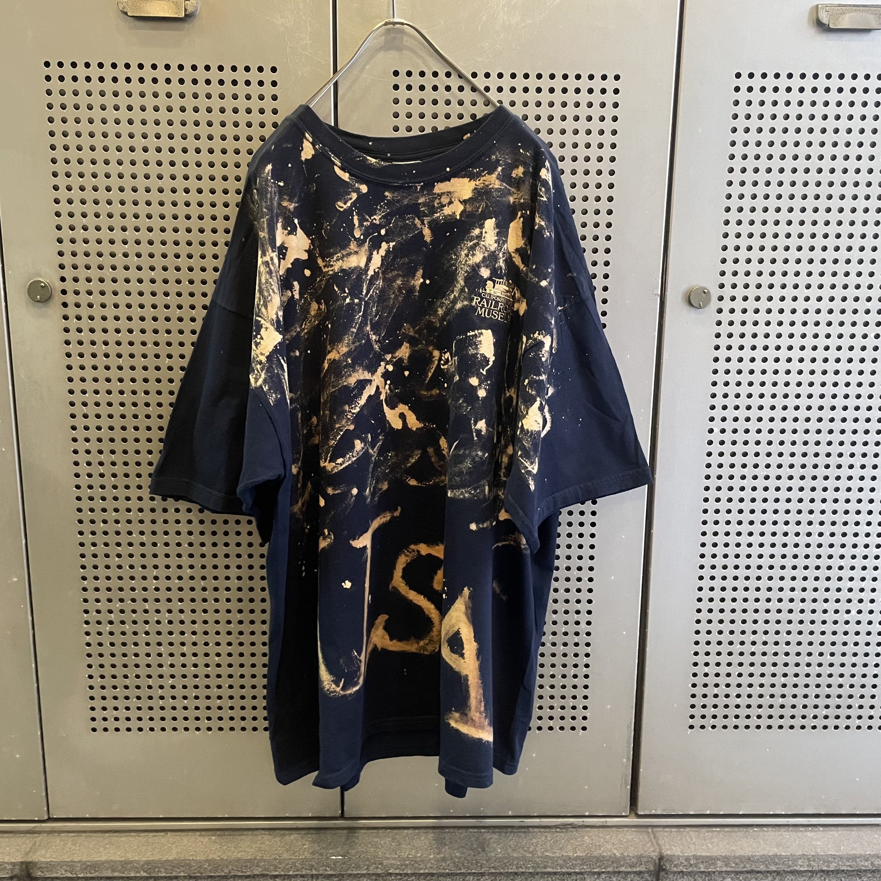 リメイク 古着 ビッグ Ｔシャツ ビンテージ 加工 古着 ヴィンテージ vintage Tシャツ ブリーチTシャツ リメイク