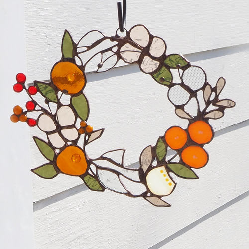 お花いっぱいステンドグラスの秋色リース リース Unit Glass Studio