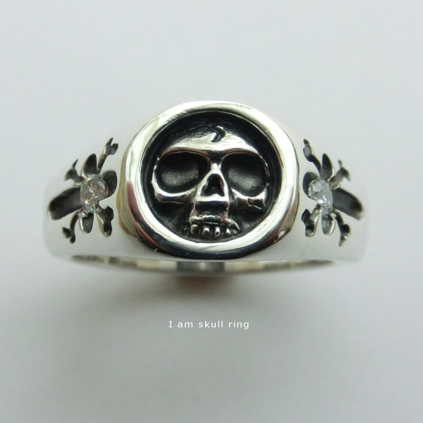 スカルデザインリング　シルバー925 　キュービック・ジルコニア　18号　IR0023