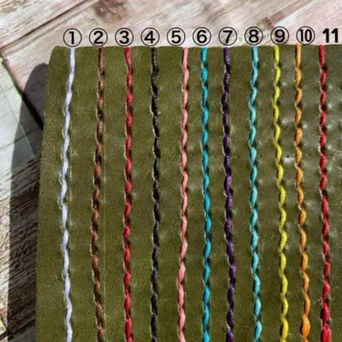 2枚ポケット付き栃木レザー オリーブグリーン iPhoneケース 手帳型 本