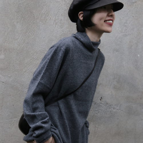 やわらかい繊維から生まれる最高の心地良さ カシミヤ100％ ハイネック